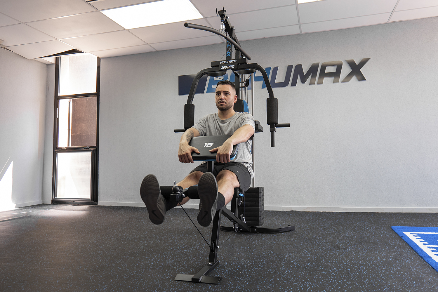 Maquina multifuncion Multigym 300 PRO