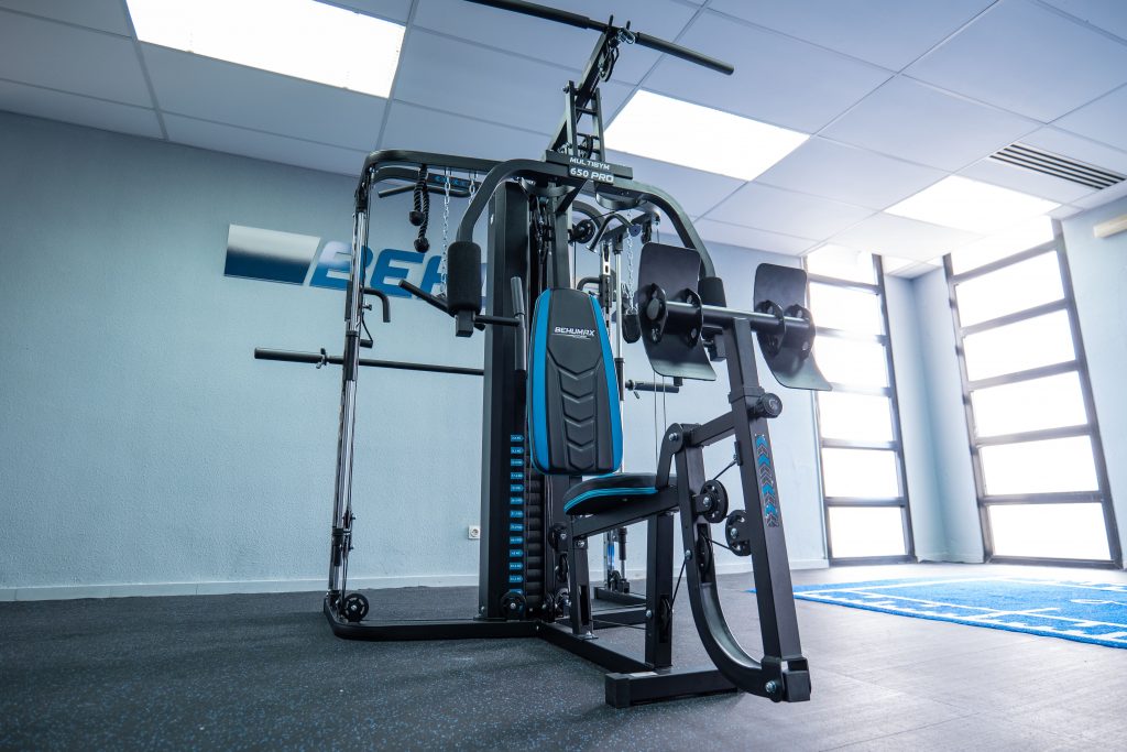 Maquina Multigym 650 PRO Behumax Multigym y Rack