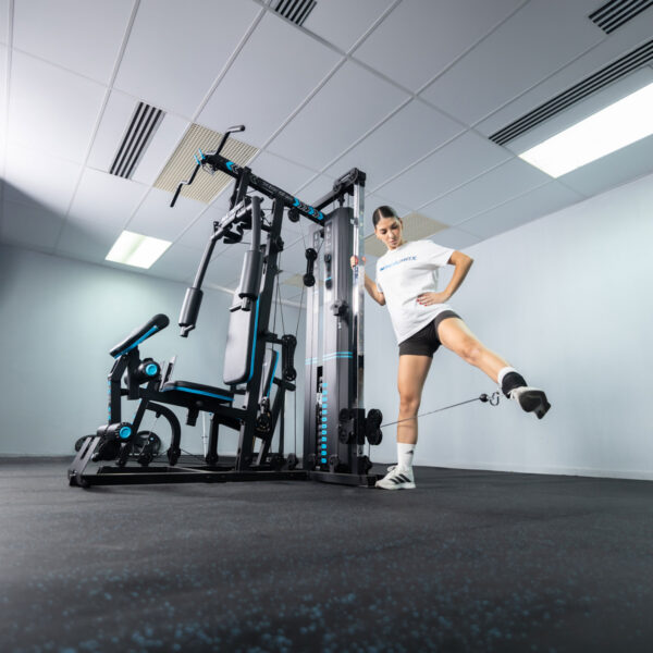 Multigym 570 Pro Kick Glutes Lateral
