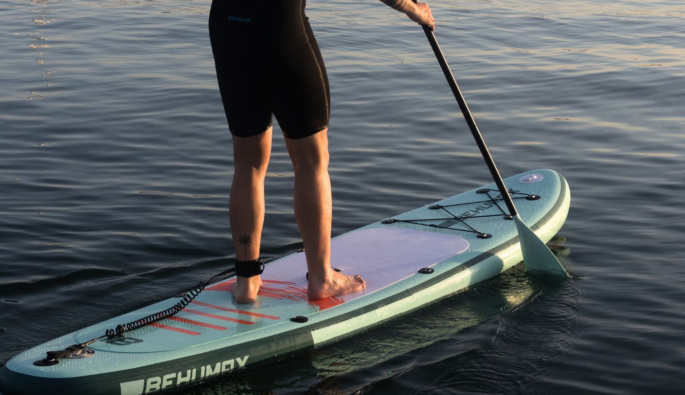 remando-con-tabla-de-paddlee-surf-mint-10-behumax