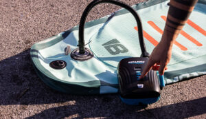 que-presion-necesita-tu-tabla-de-paddle-surf-y-por-que-importa